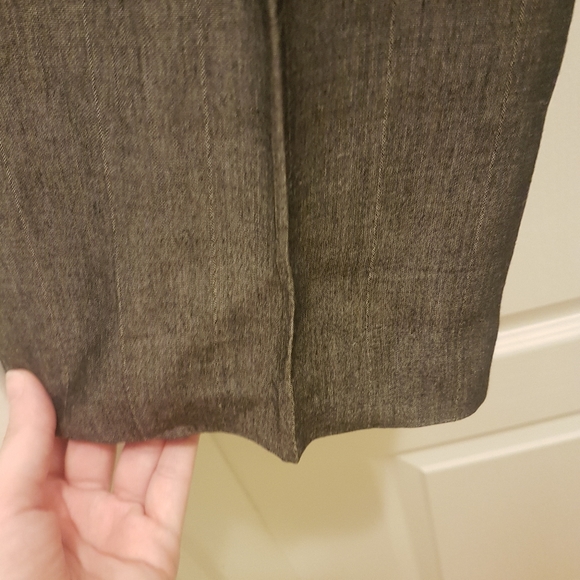 Grey Pleated Pants - Picture 3 of 8